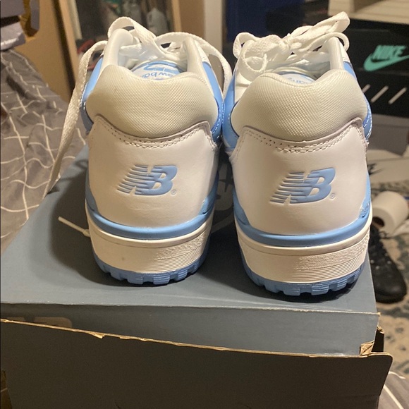 New Balance 550 White and Blue Sneakers - Picture 4 of 7